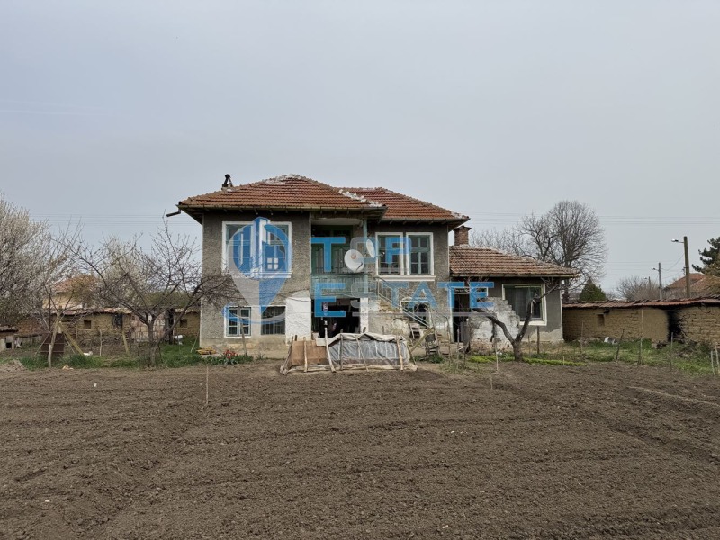 Продава КЪЩА, с. Ресен, област Велико Търново, снимка 16 - Къщи - 49650733