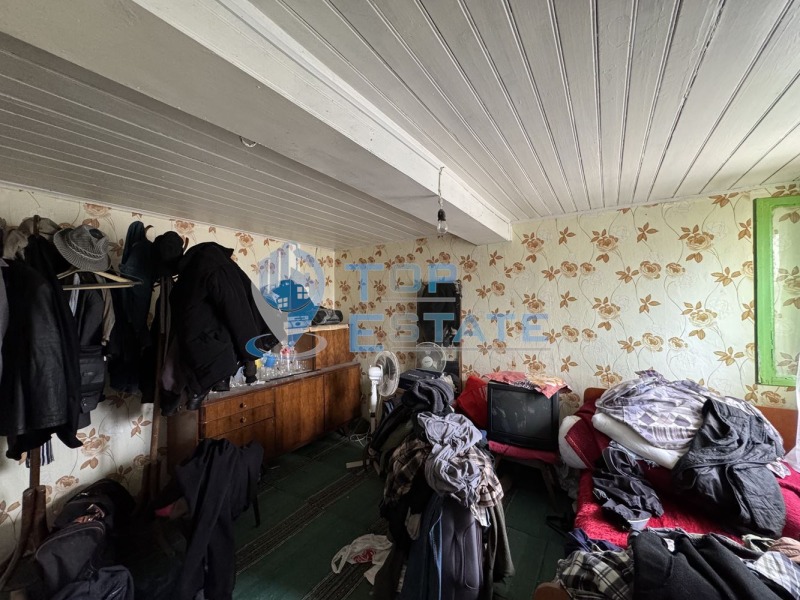 Продава КЪЩА, с. Ресен, област Велико Търново, снимка 3 - Къщи - 49650733