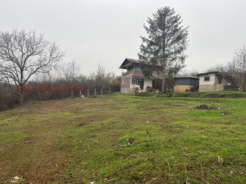 Продава ВИЛА, гр. Плевен, м-т Орлето, снимка 7 - Вили - 52782180