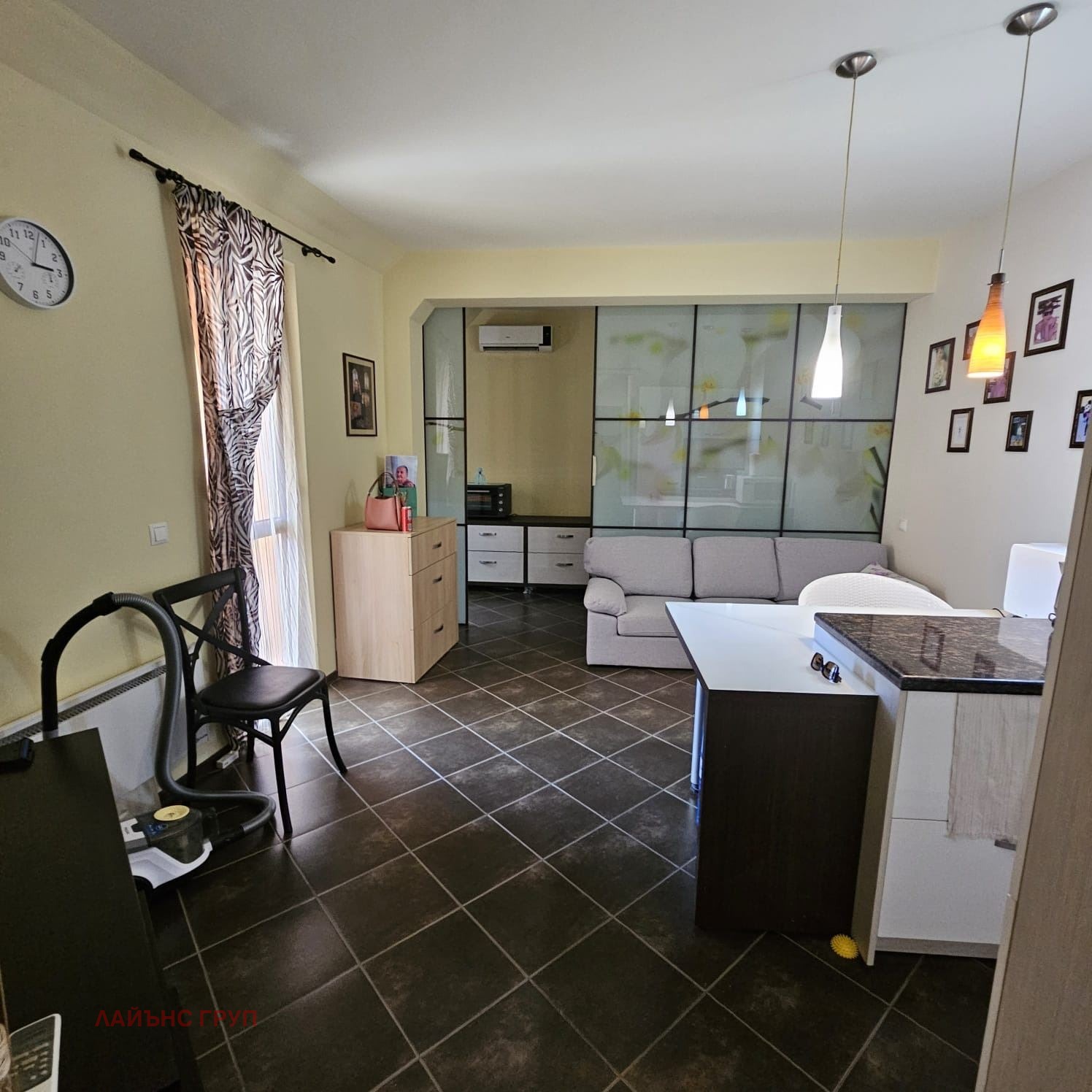 Продава 3-СТАЕН, гр. Варна, Галата, снимка 2 - Апартаменти - 53008209