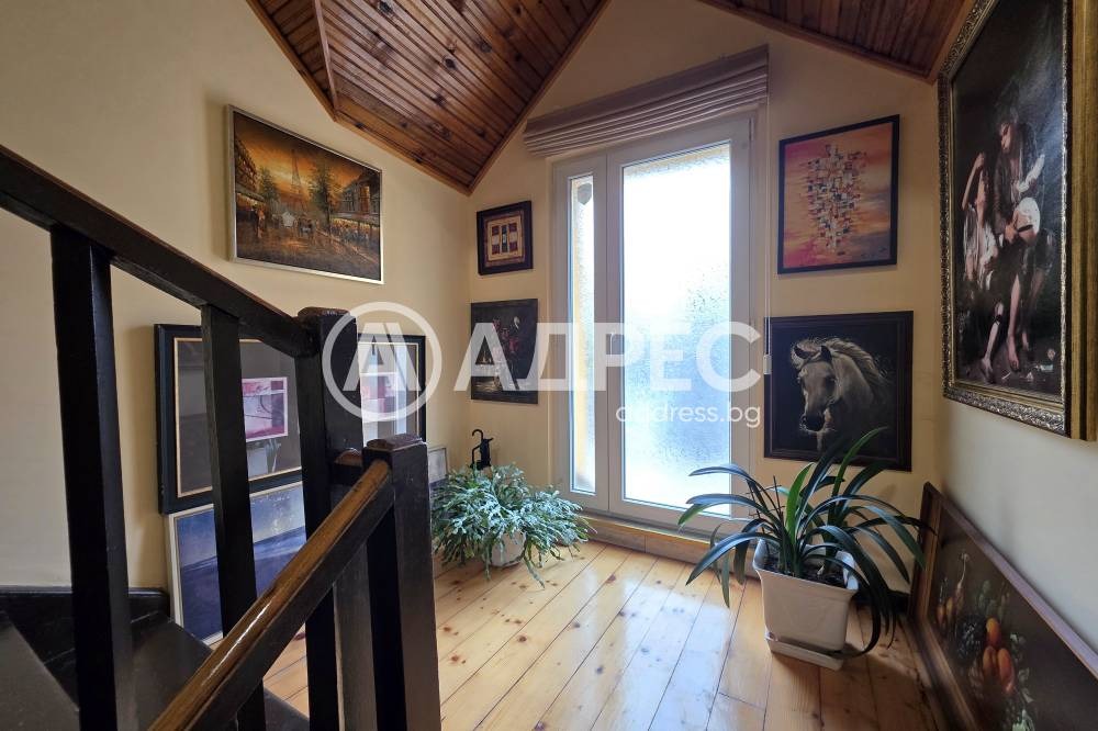 Продава КЪЩА, гр. София, Център, снимка 8 - Къщи - 54110800