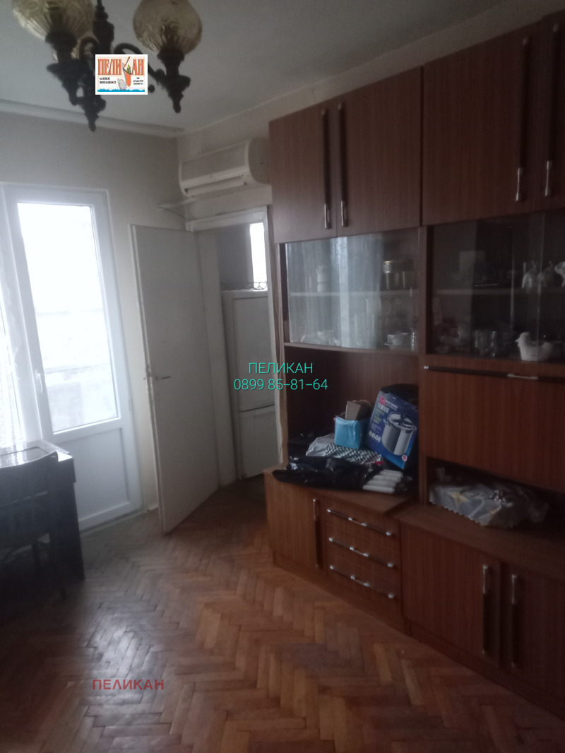 Продава 2-СТАЕН в град Велико Търново, Център - 57 кв.м / 86 000 € » 168 201.38 лв., ПЕЛИКАН