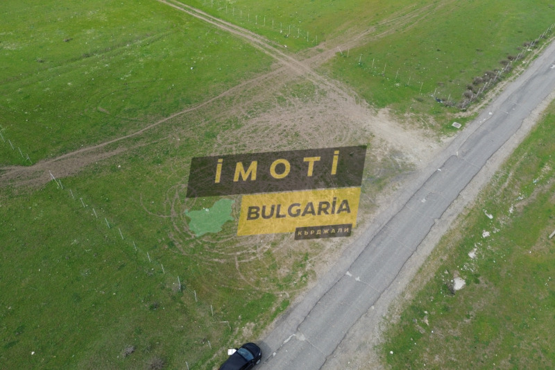 Продава ПАРЦЕЛ в област Кърджали, с. Петлино - 1750 кв.м / 179 000 € » 350 093.57 лв., ИМОТИБЪЛГАРИЯКЪРДЖАЛИ
