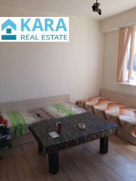 1 dormitorio Vazrozhdentsi, Kardzhali 1