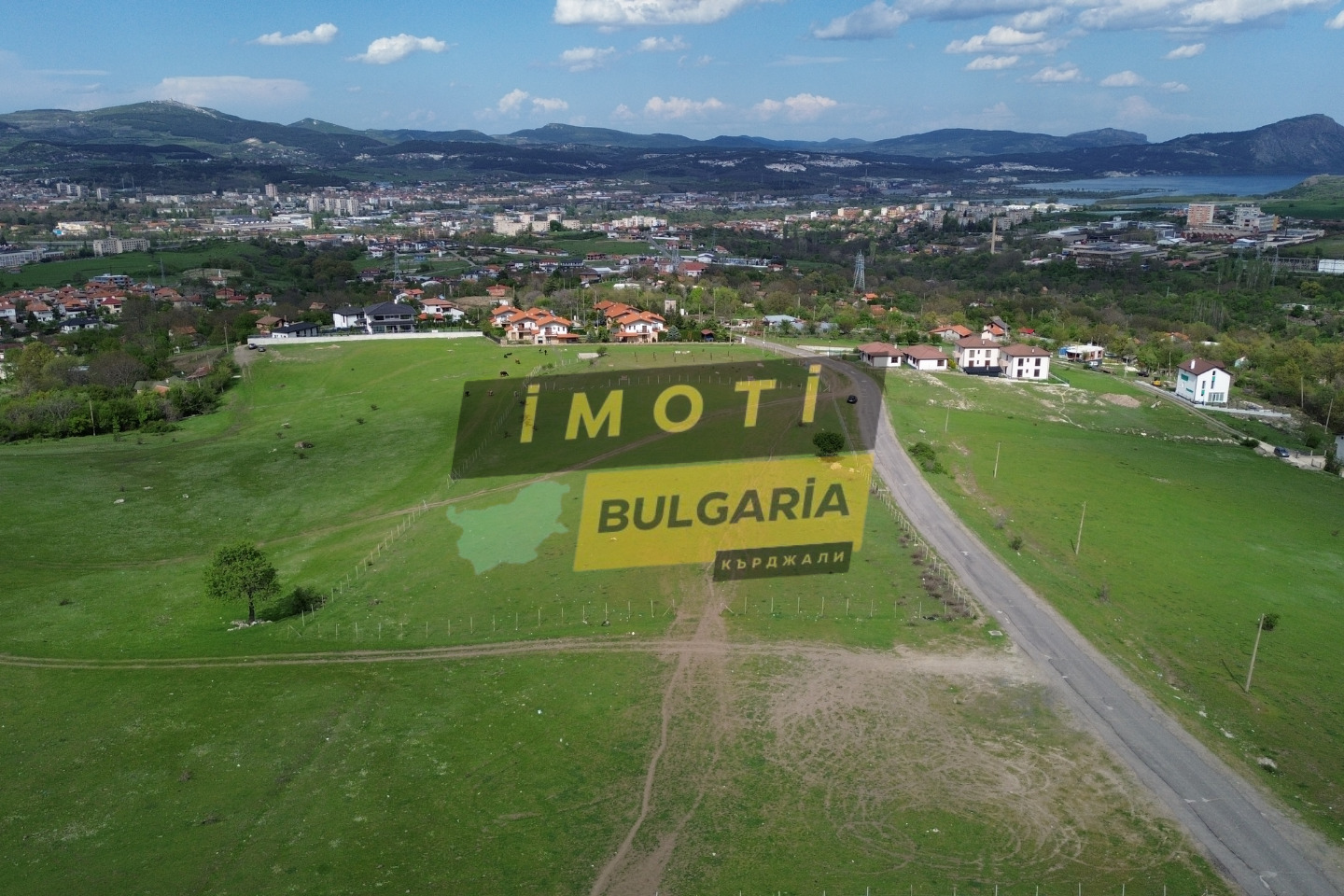 Продава ПАРЦЕЛ, с. Петлино, област Кърджали, снимка 2 - Парцели - 53142065