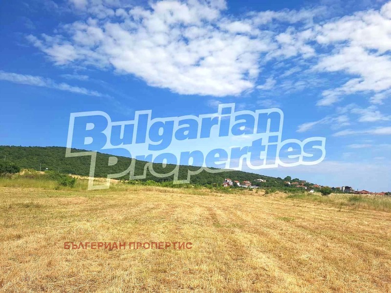 Продава ПАРЦЕЛ в област Бургас, с. Кошарица - 6113 кв.м / 238 400 € » 466 269.87 лв., БЪЛГЕРИАН ПРОПЕРТИС