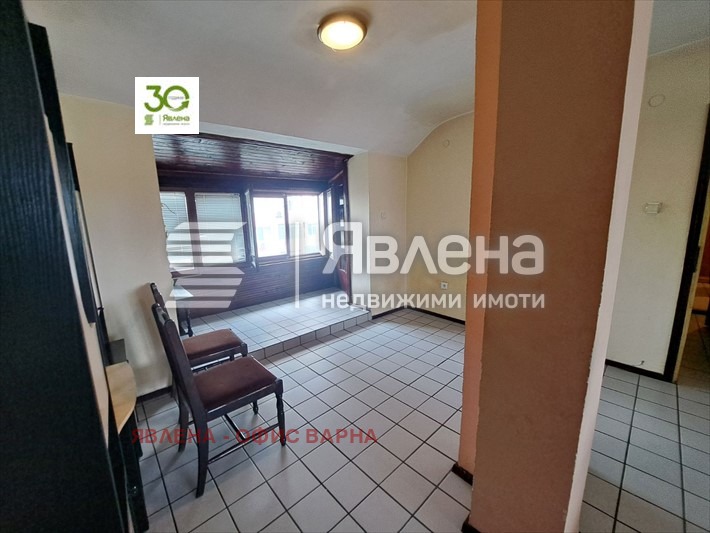 Продава 2-СТАЕН, гр. Варна, Колхозен пазар, снимка 1 - Aпартаменти - 47347710