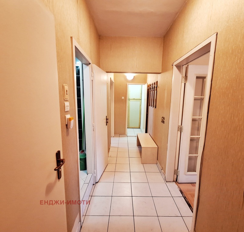 Продава 3-СТАЕН, гр. София, Изток, снимка 4 - Апартаменти - 53390780