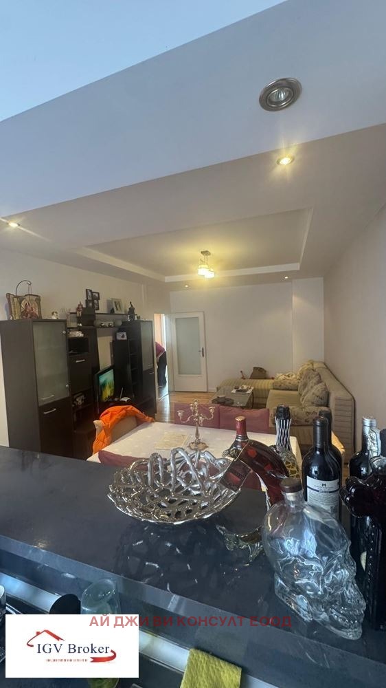 Продава 3-СТАЕН, гр. Разлог, област Благоевград, снимка 4 - Апартаменти - 54226300