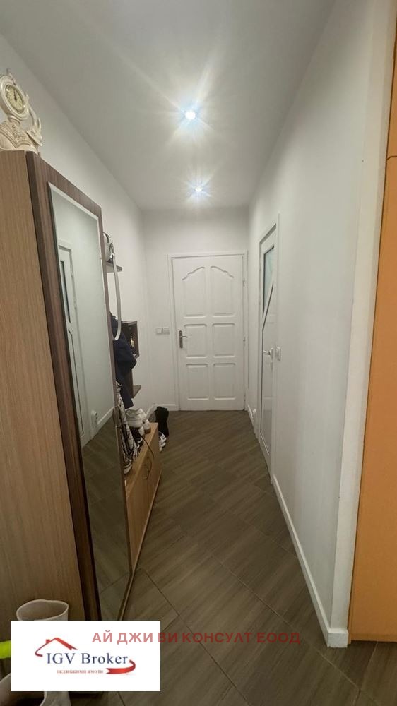Продава 3-СТАЕН, гр. Разлог, област Благоевград, снимка 12 - Апартаменти - 54226300