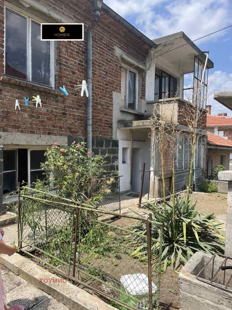 Продава КЪЩА, гр. Карнобат, област Бургас, снимка 3 - Къщи - 55371568