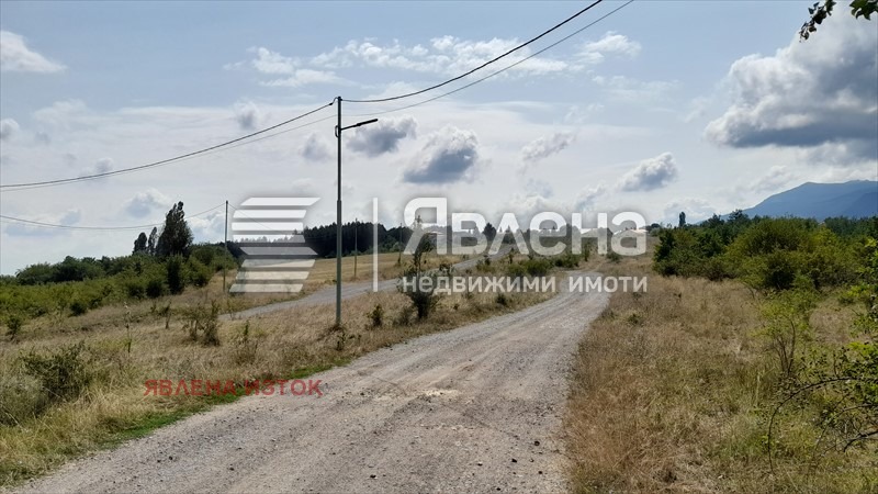 Till salu  Komplott Sofia , v.z.Gorna banja , 1384 kvm | 12838858 - bild [6]