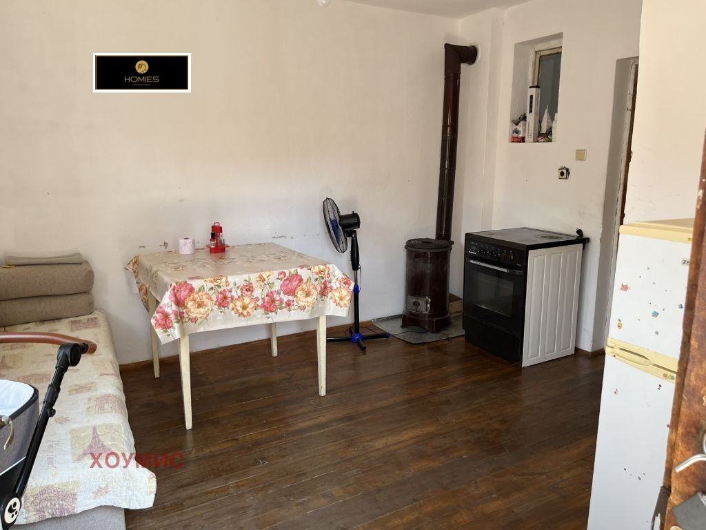 Продава КЪЩА, гр. Карнобат, област Бургас, снимка 7 - Къщи - 55371568