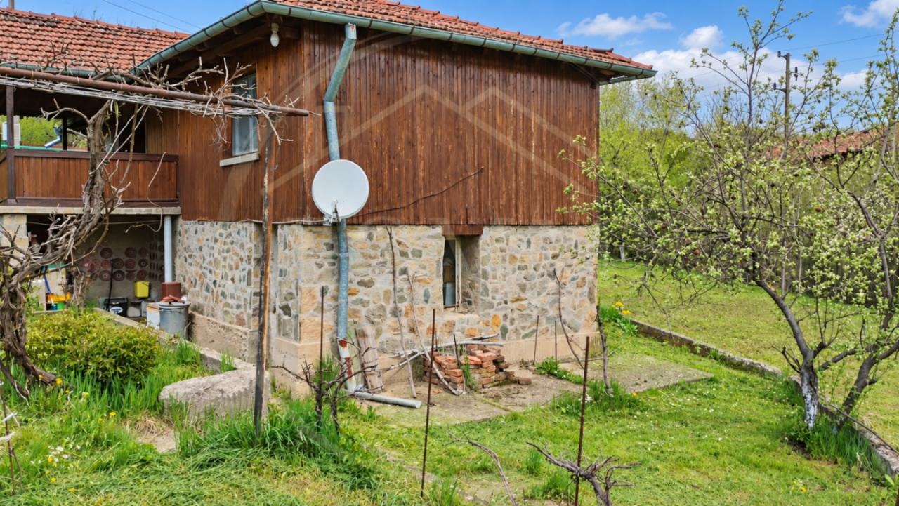 Продава КЪЩА, с. Борика, област София област, снимка 3 - Къщи - 56271852