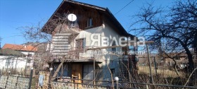 КЪЩА, 120 m2