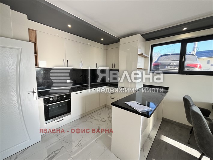 Продава 2-СТАЕН, гр. Варна, Изгрев, снимка 2 - Aпартаменти - 48634682