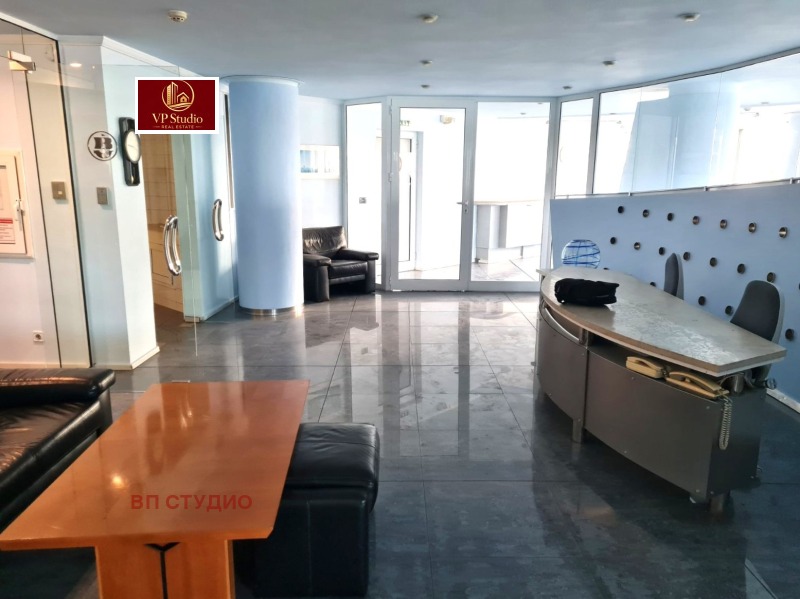 Продава МНОГОСТАЕН, гр. София, Хиподрума