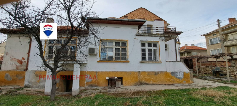 Продава  Къща област Стара Загора , гр. Чирпан , 120 кв.м | 74919234