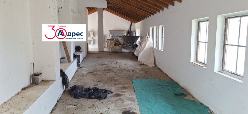 Продава КЪЩА, гр. Елена, област Велико Търново, снимка 16 - Къщи - 52390558