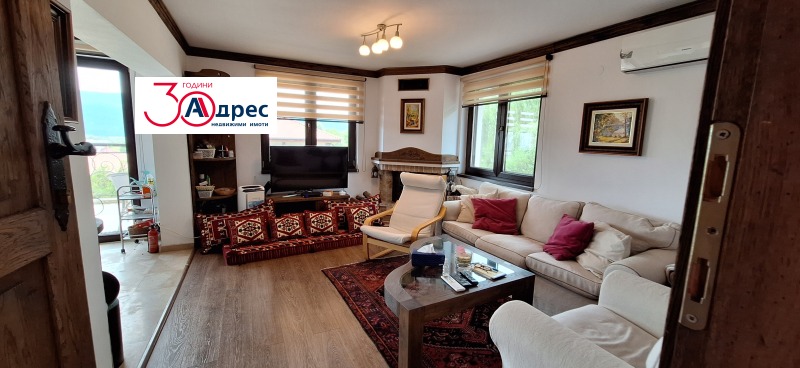 Продава КЪЩА, гр. Елена, област Велико Търново, снимка 10 - Къщи - 52390558