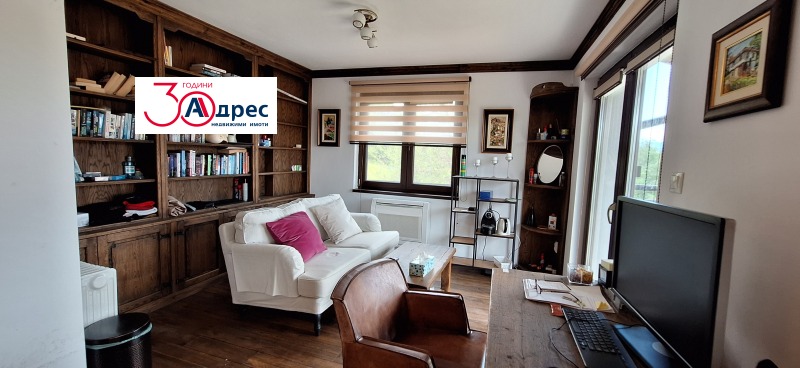 Продава КЪЩА, гр. Елена, област Велико Търново, снимка 12 - Къщи - 52390558