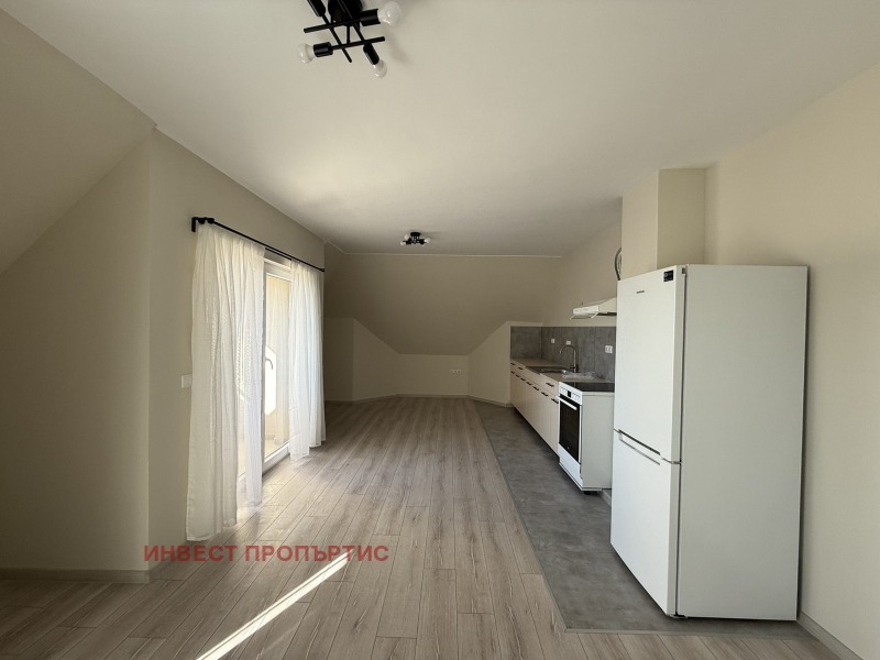 Продава 3-СТАЕН, гр. София, област София-град, снимка 2 - Апартаменти - 52890446