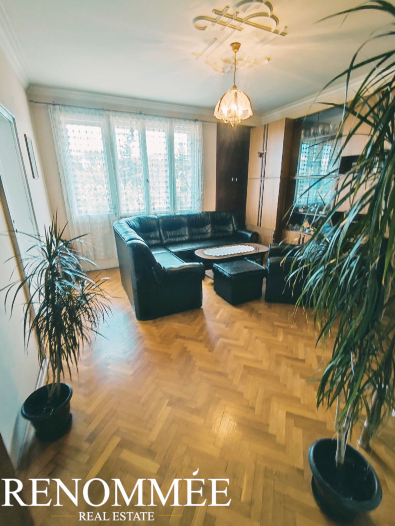 Eladó  Ház emelete Sofia , Centar , 176 négyzetméter | 99322604 - kép [2]