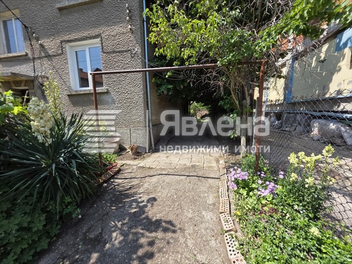 Продава ЕТАЖ ОТ КЪЩА, гр. София, Орландовци, снимка 9 - Етаж от къща - 53091922