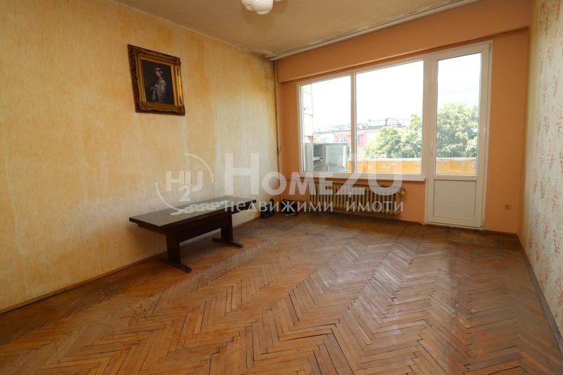 Продава  2-стаен град София , Гоце Делчев , 60 кв.м | 90578988