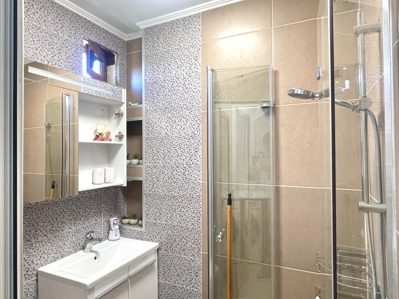 Eladó  3+ hálószoba Plovdiv , Mladezski Halm , 130 négyzetméter | 21869088 - kép [5]