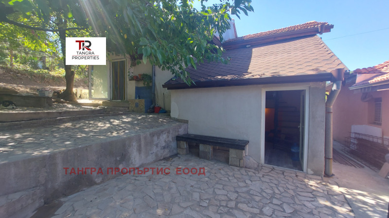 En venta  Casa Pernik , Baykusheva majala , 100 metros cuadrados | 63100410