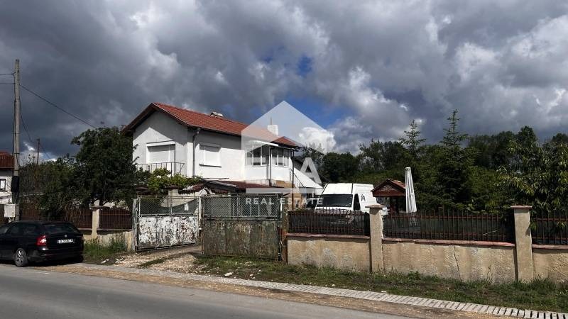 Продава КЪЩА, с. Калиманци, област Варна, снимка 2 - Къщи - 53097796
