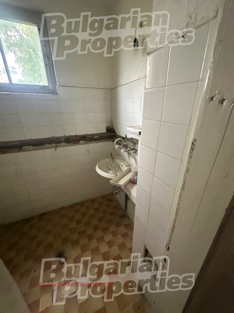 Продава КЪЩА, с. Скутаре, област Пловдив, снимка 12 - Къщи - 53524255