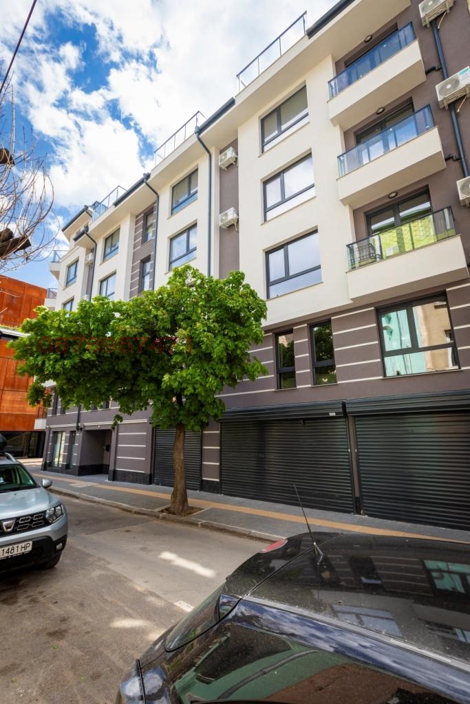 Продава ХОТЕЛ, гр. София, Център, снимка 13 - Хотели - 56085094