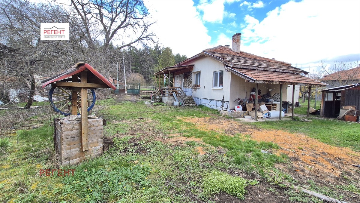 Продава КЪЩА, с. Горна Малина, област София област