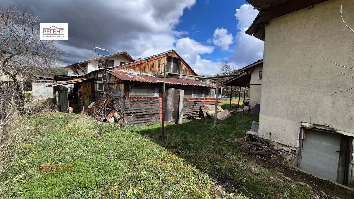 Продава КЪЩА, с. Горна Малина, област София област, снимка 16 - Къщи - 55145435