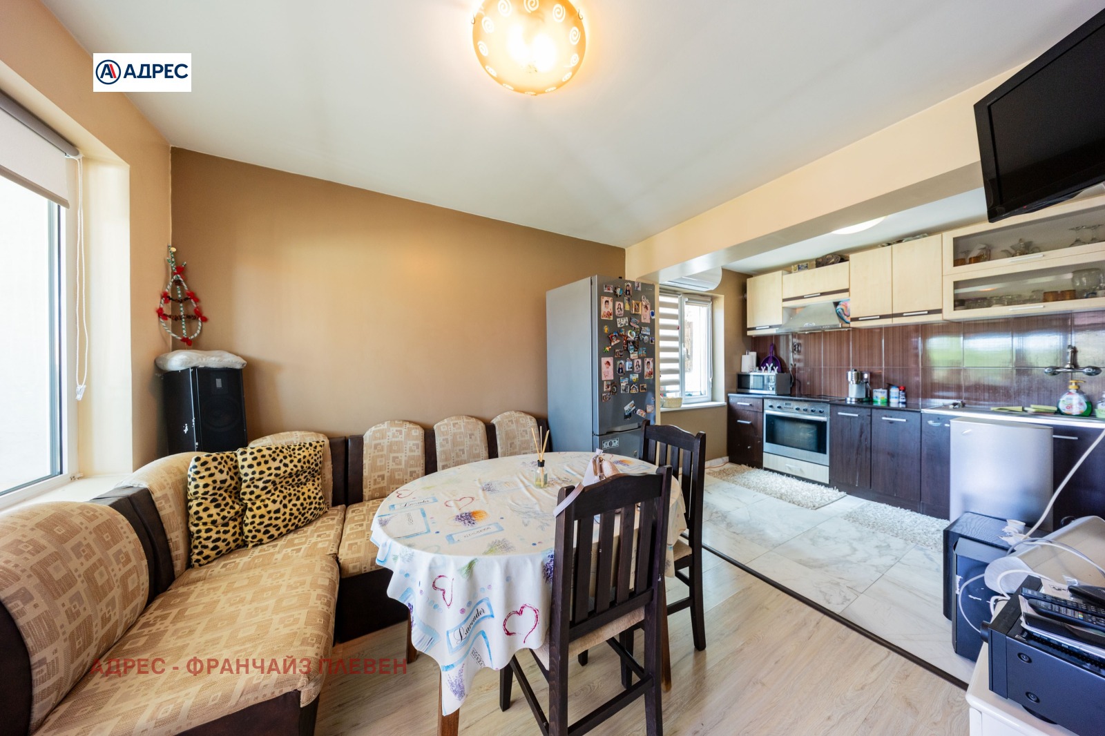 Продава КЪЩА, гр. Враца, Медковец, снимка 3 - Къщи - 55706867