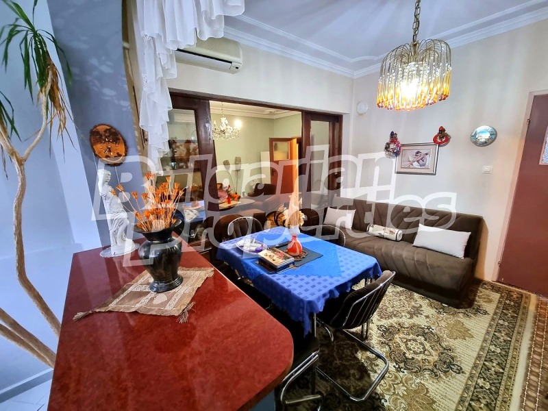 Продава 3-СТАЕН в град Шумен, Пазара - 110 кв.м / 193 900 € » 379 235.44 лв., БЪЛГЕРИАН ПРОПЕРТИС