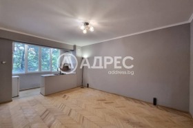 1 υπνοδωμάτιο Λγιουλην 6, Σοφηια