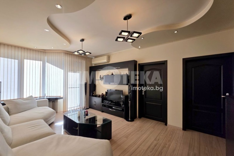 Te koop  2 slaapkamers Sofia , Tsentar , 77 m² | 58691070 - afbeelding [2]