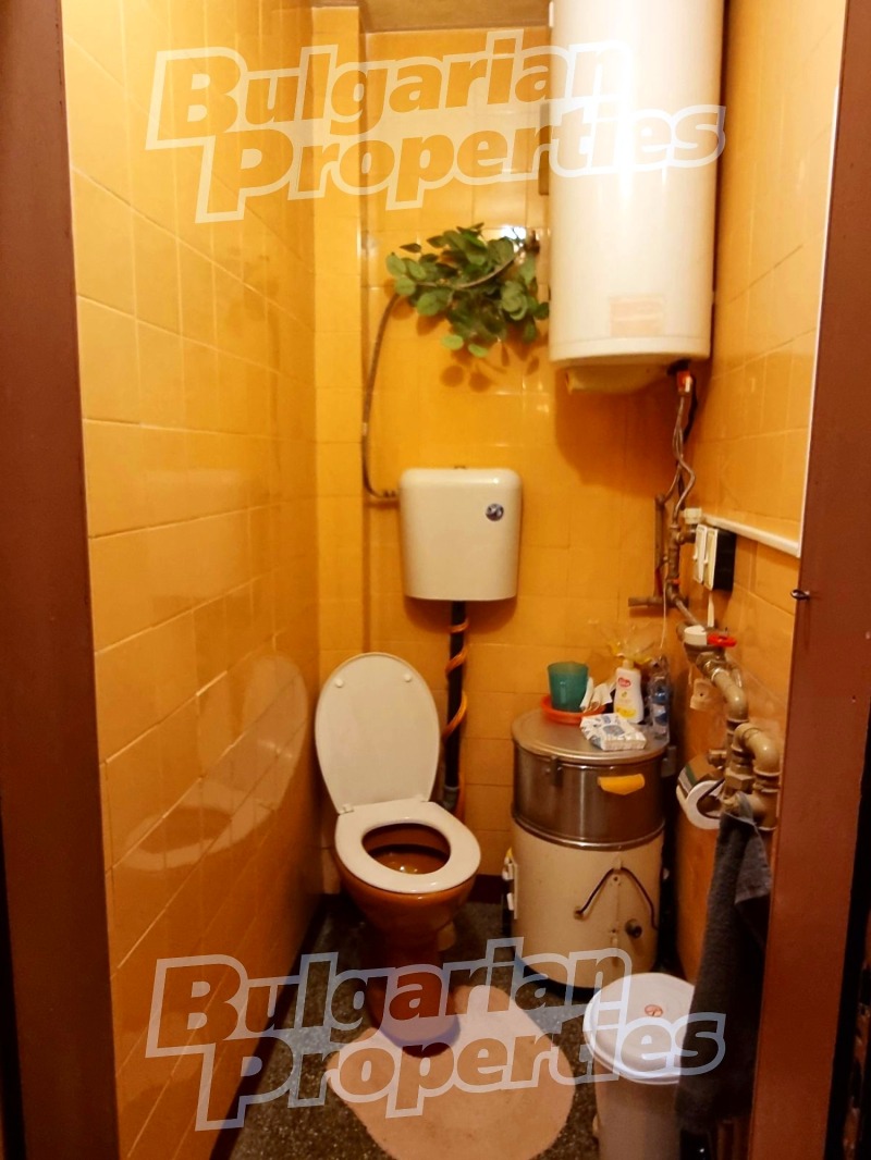 Продава 3-СТАЕН, гр. Шумен, Център, снимка 2 - Апартаменти - 53009929