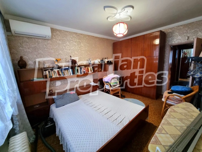 Продава 3-СТАЕН, гр. Шумен, Център, снимка 14 - Апартаменти - 53009929