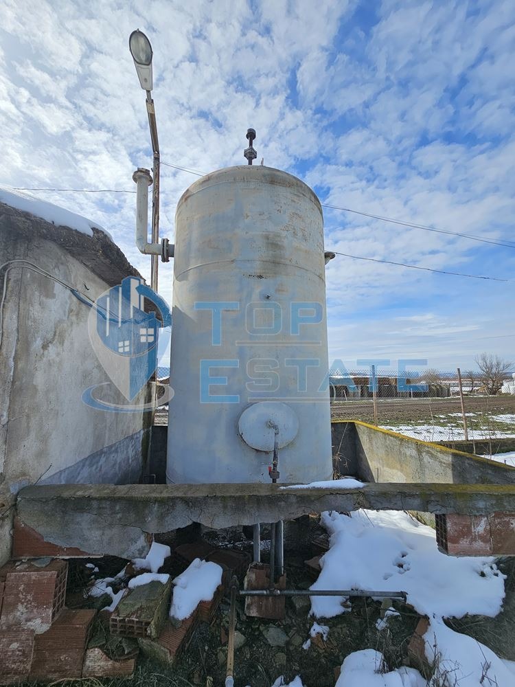 Продава ПРОМ. ПОМЕЩЕНИЕ, гр. Велико Търново, Промишлена зона - Запад, снимка 12 - Производствени сгради - 53991940