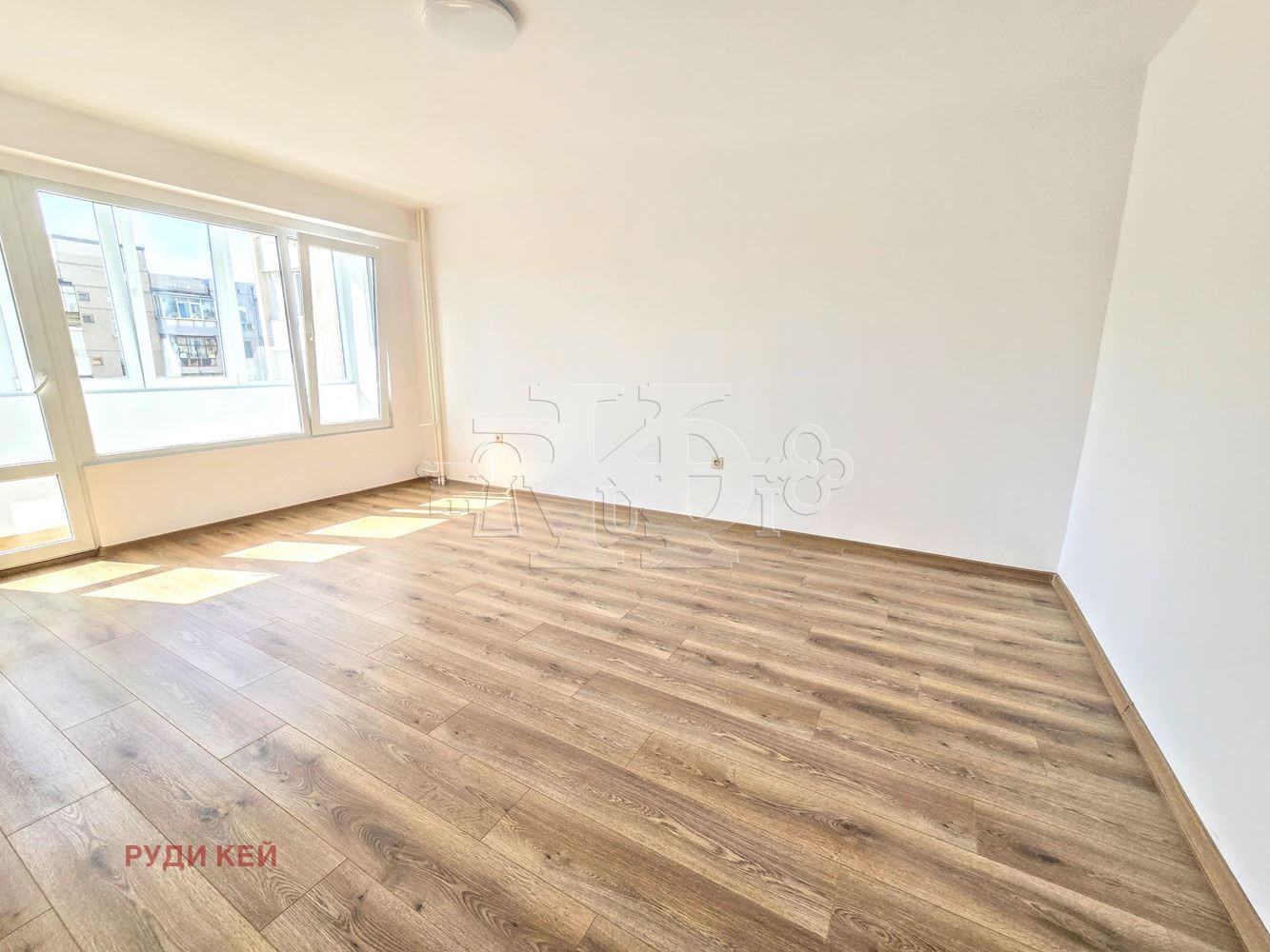 Продава 2-СТАЕН, гр. Варна, Автогара, снимка 2 - Апартаменти - 54239778