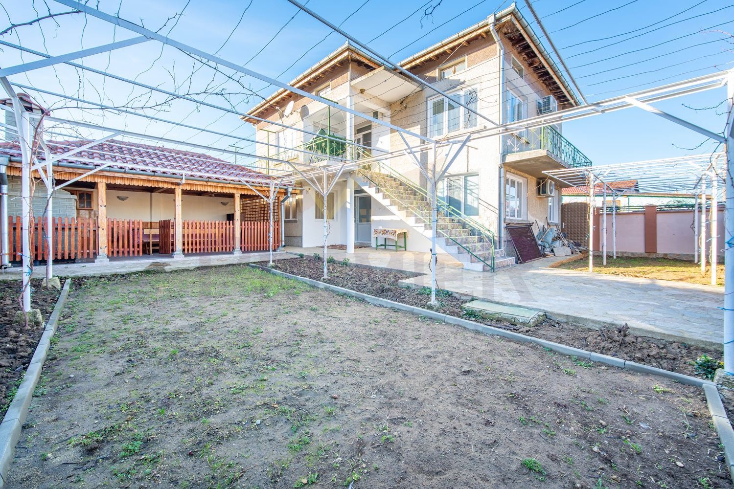 Продава КЪЩА, с. Аспарухово, област Варна