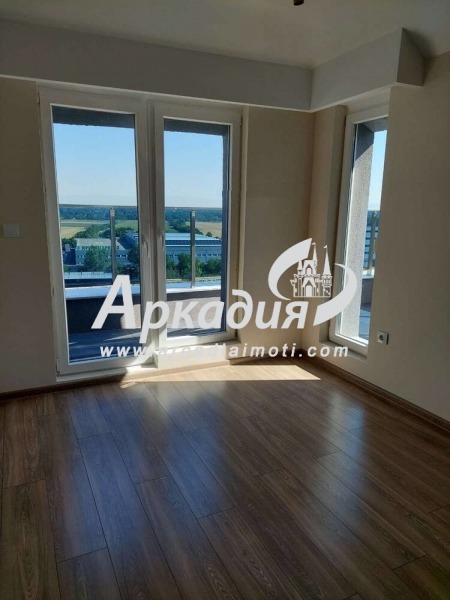 De vânzare  1 dormitor Plovdiv , Cârșiiaca , 84 mp | 79739619