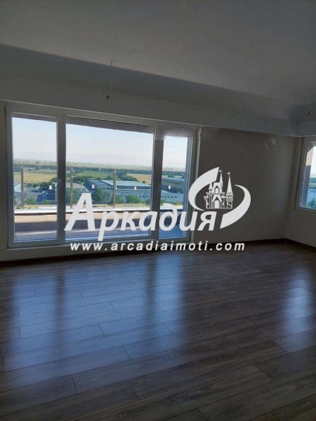 De vânzare  1 dormitor Plovdiv , Cârșiiaca , 84 mp | 79739619 - imagine [2]