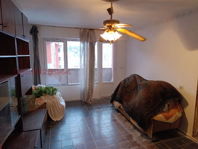 Продава 4-СТАЕН, гр. Етрополе, област София област, снимка 6 - Апартаменти - 53072016