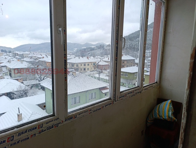 Продава 4-СТАЕН, гр. Етрополе, област София област, снимка 3 - Апартаменти - 53072016