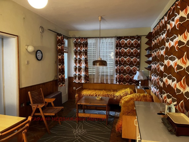 Продава КЪЩА, с. Червена локва, област Габрово, снимка 4 - Къщи - 52622460